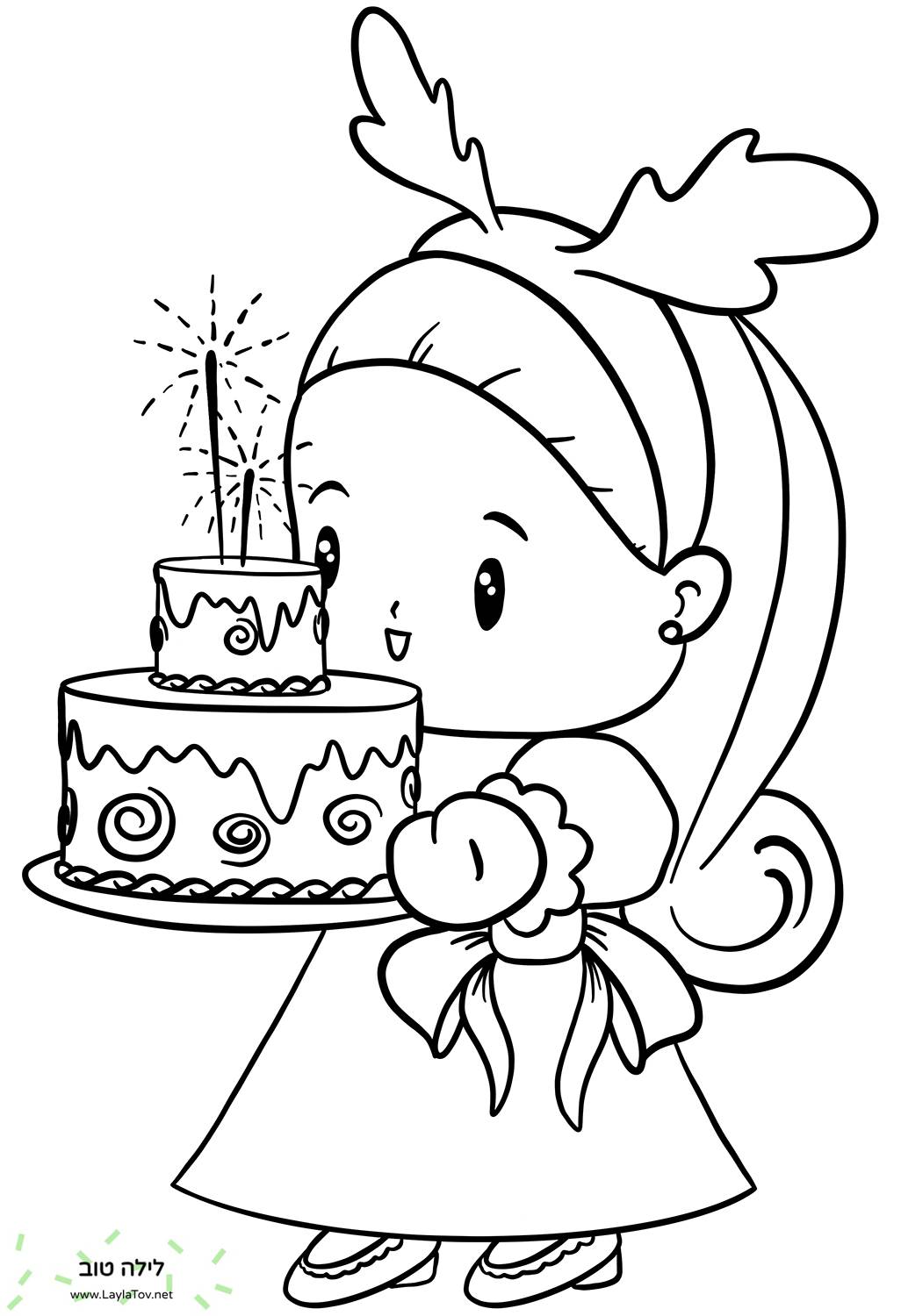 ילדת יום הולדת עם עוגה
